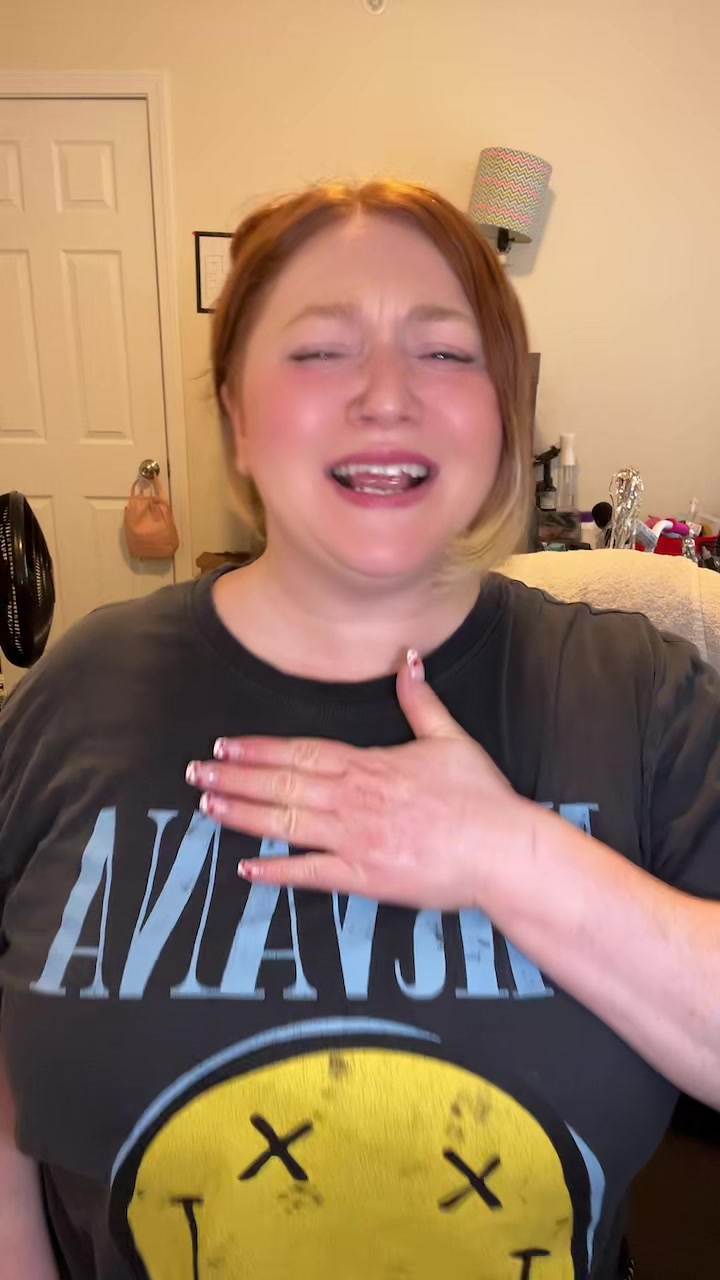 @itsMELLO💝ASMR💤