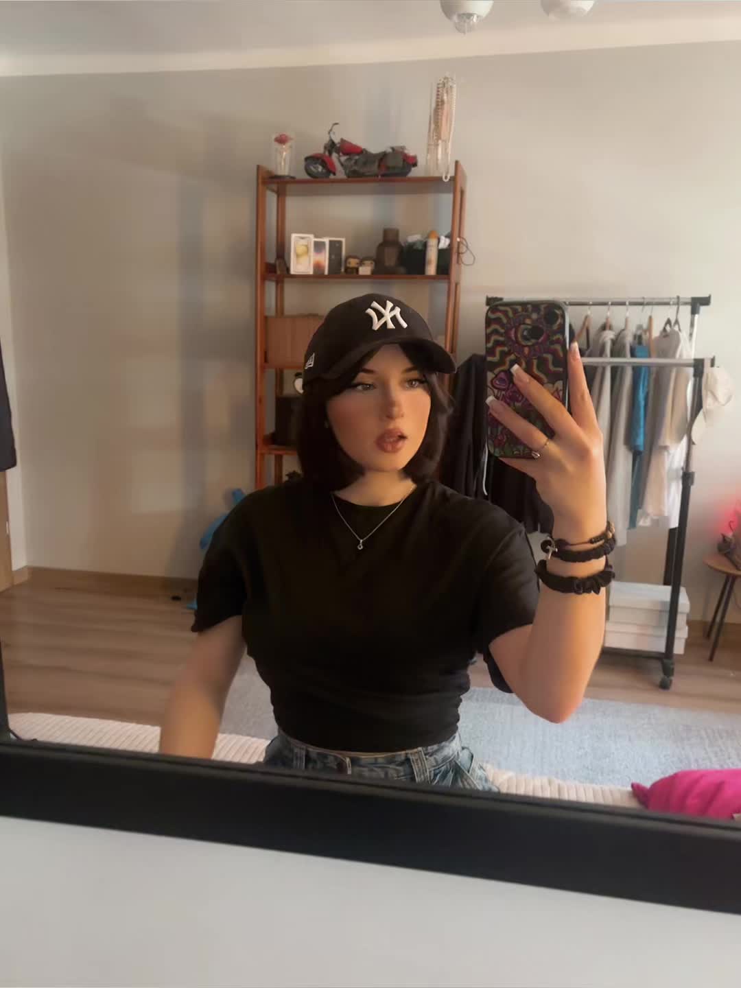 @hy4mela