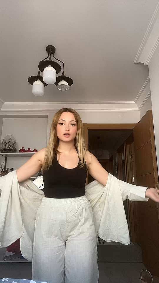 @Lily