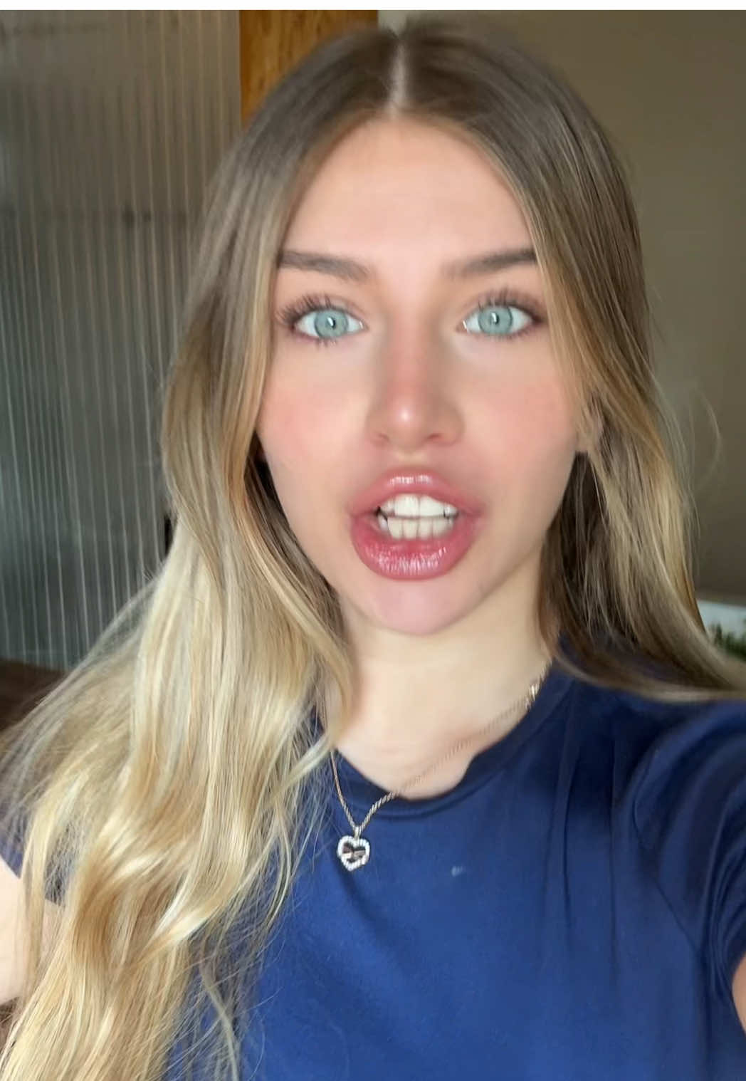 @𝐋𝐚𝐞 𝐋𝐚𝐞 🕊