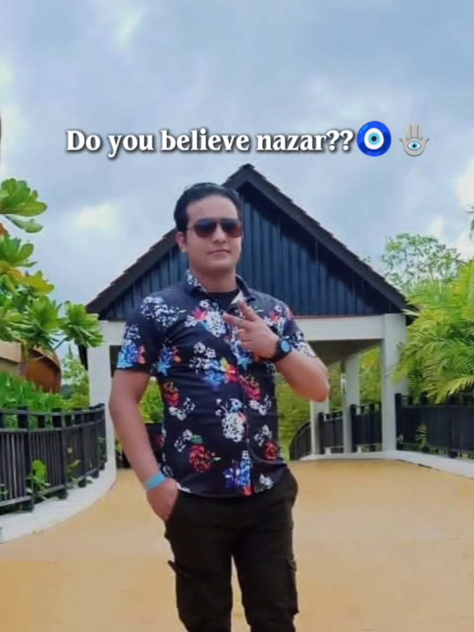 @MR.@राजु🧿