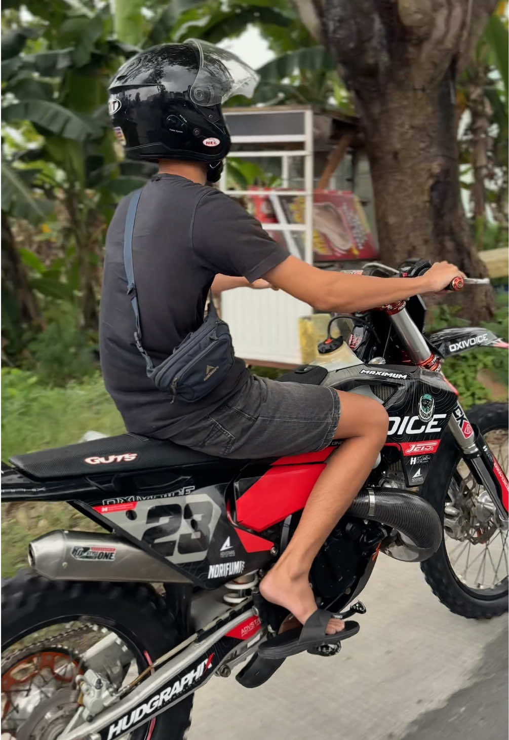 @Arifz