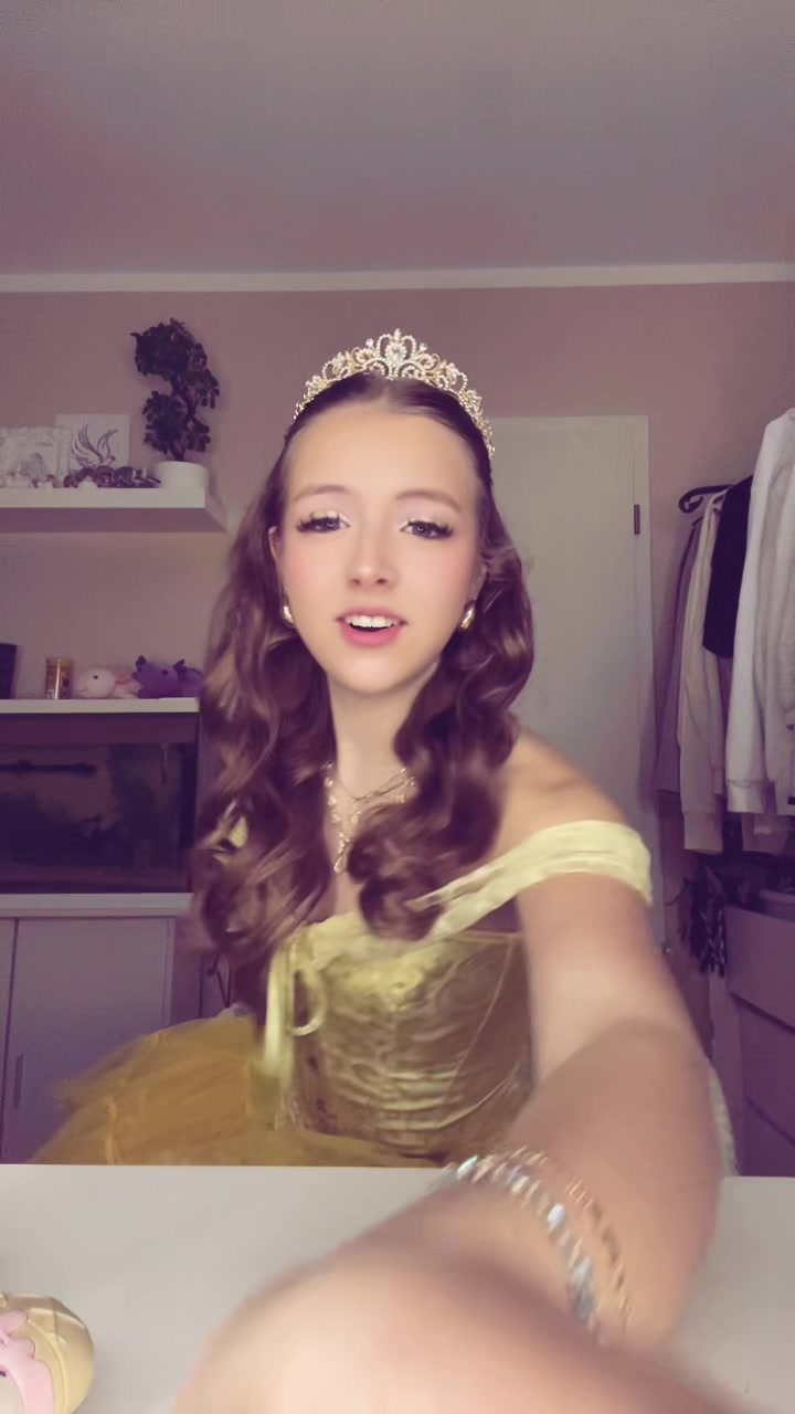 @𝐕&lsquo;🌷