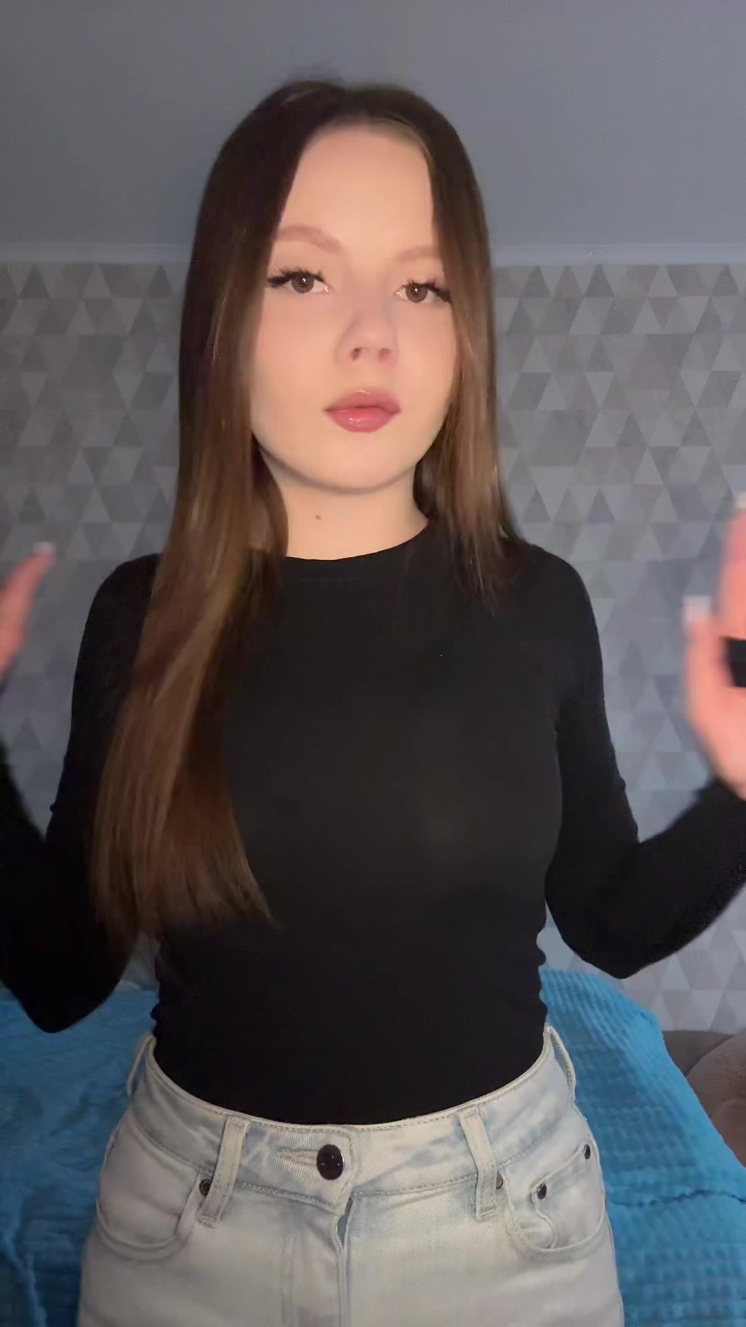 @glrvrnn