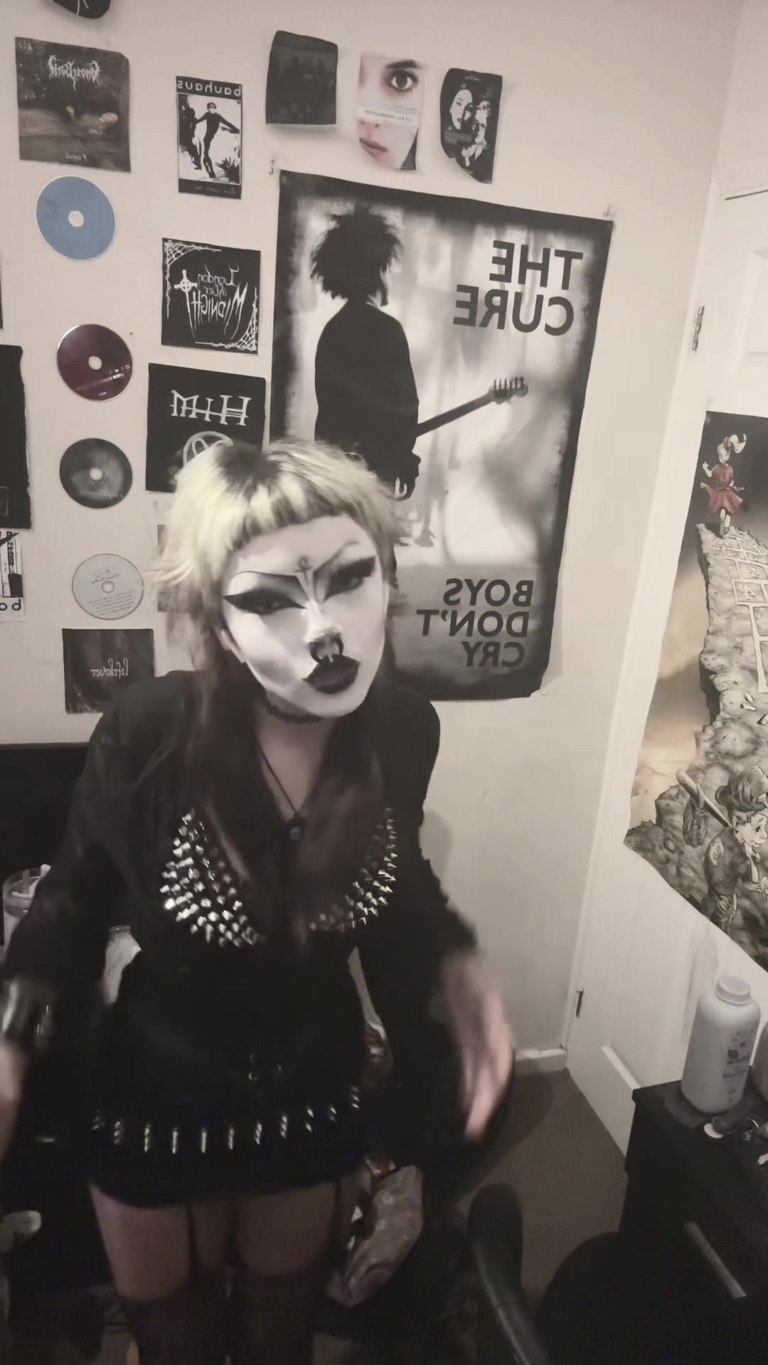 @Meg🦇