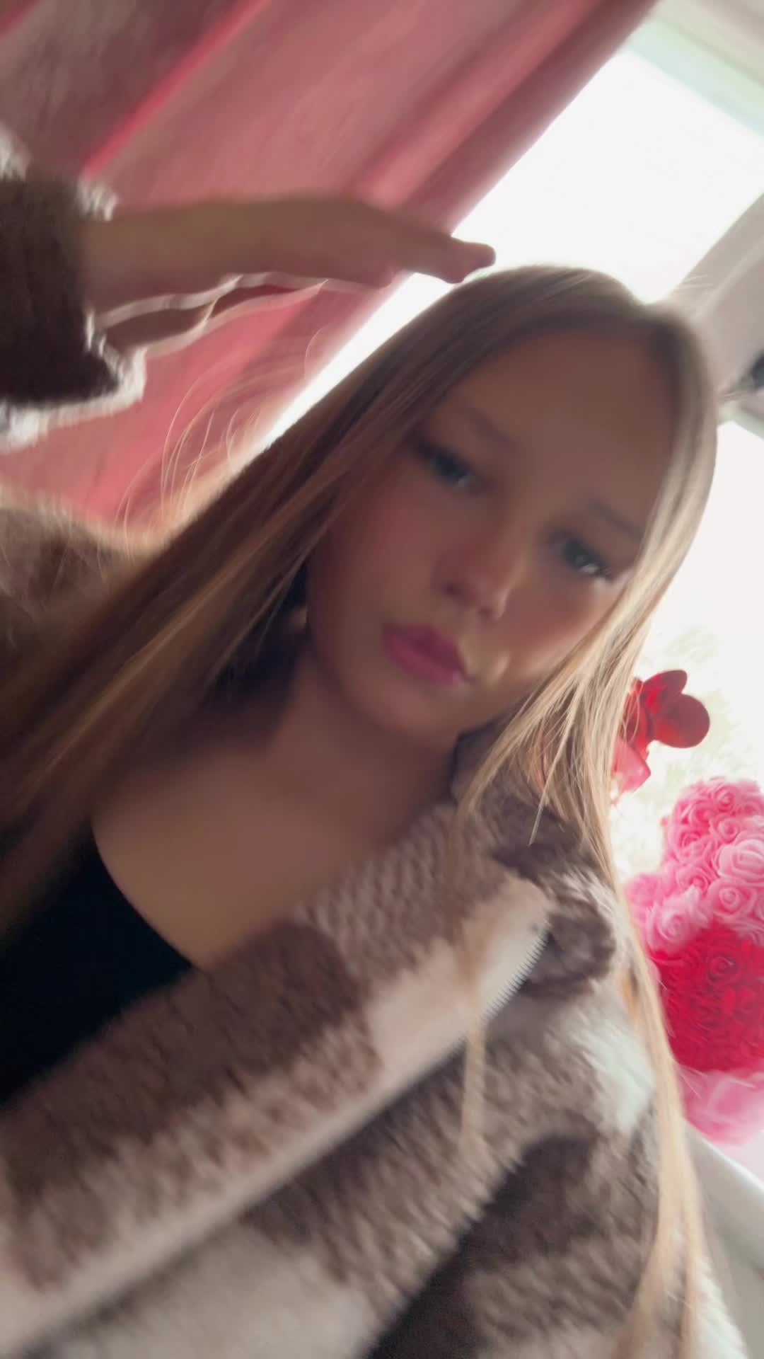 @𝒯ℴ𝓃🤍