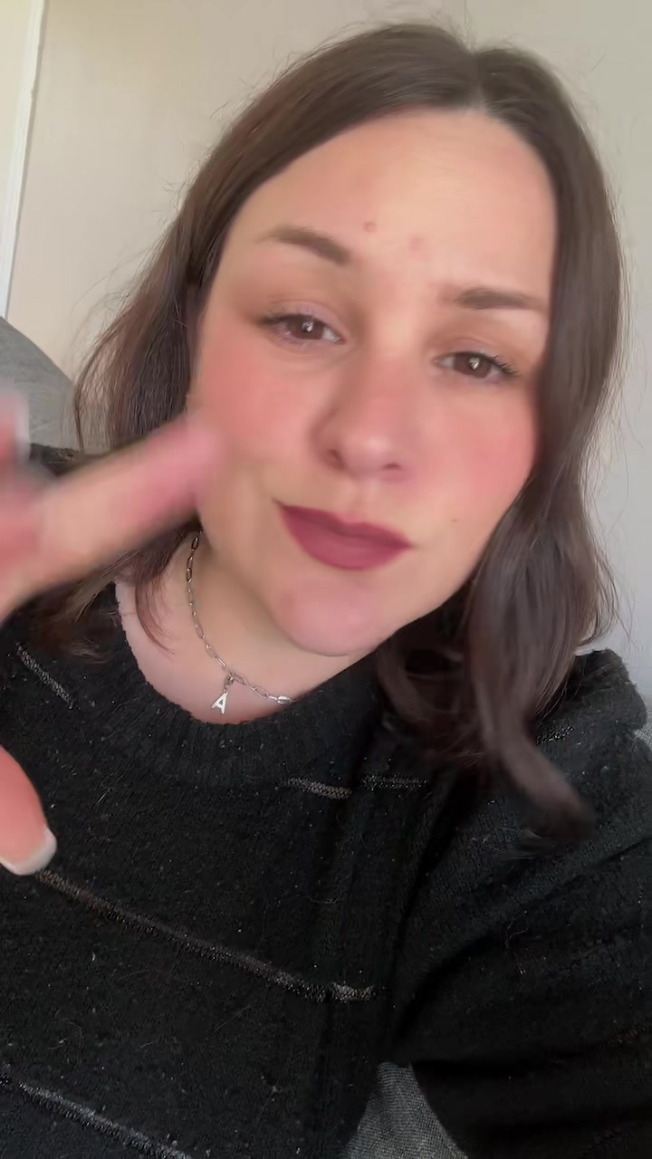 @Ana&iuml;s 🦋