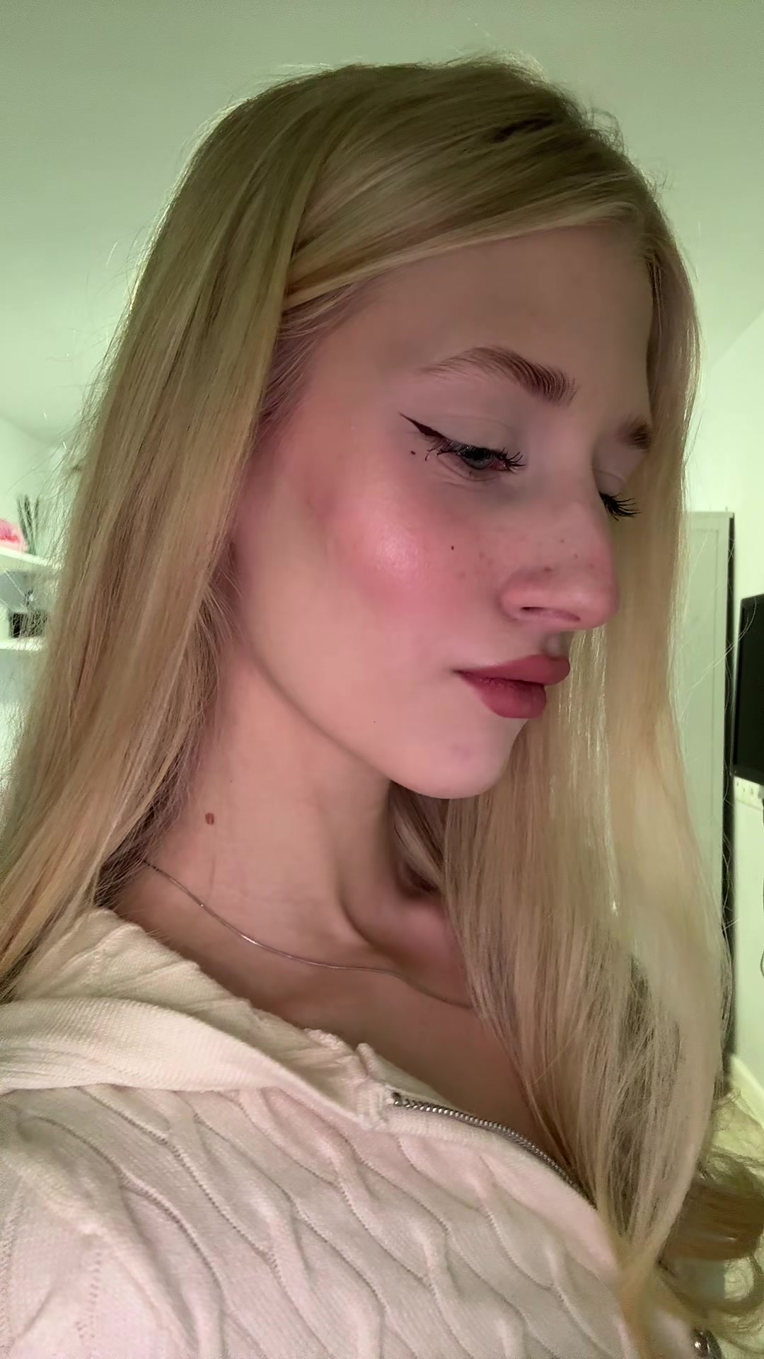 @тгк: ангел кири