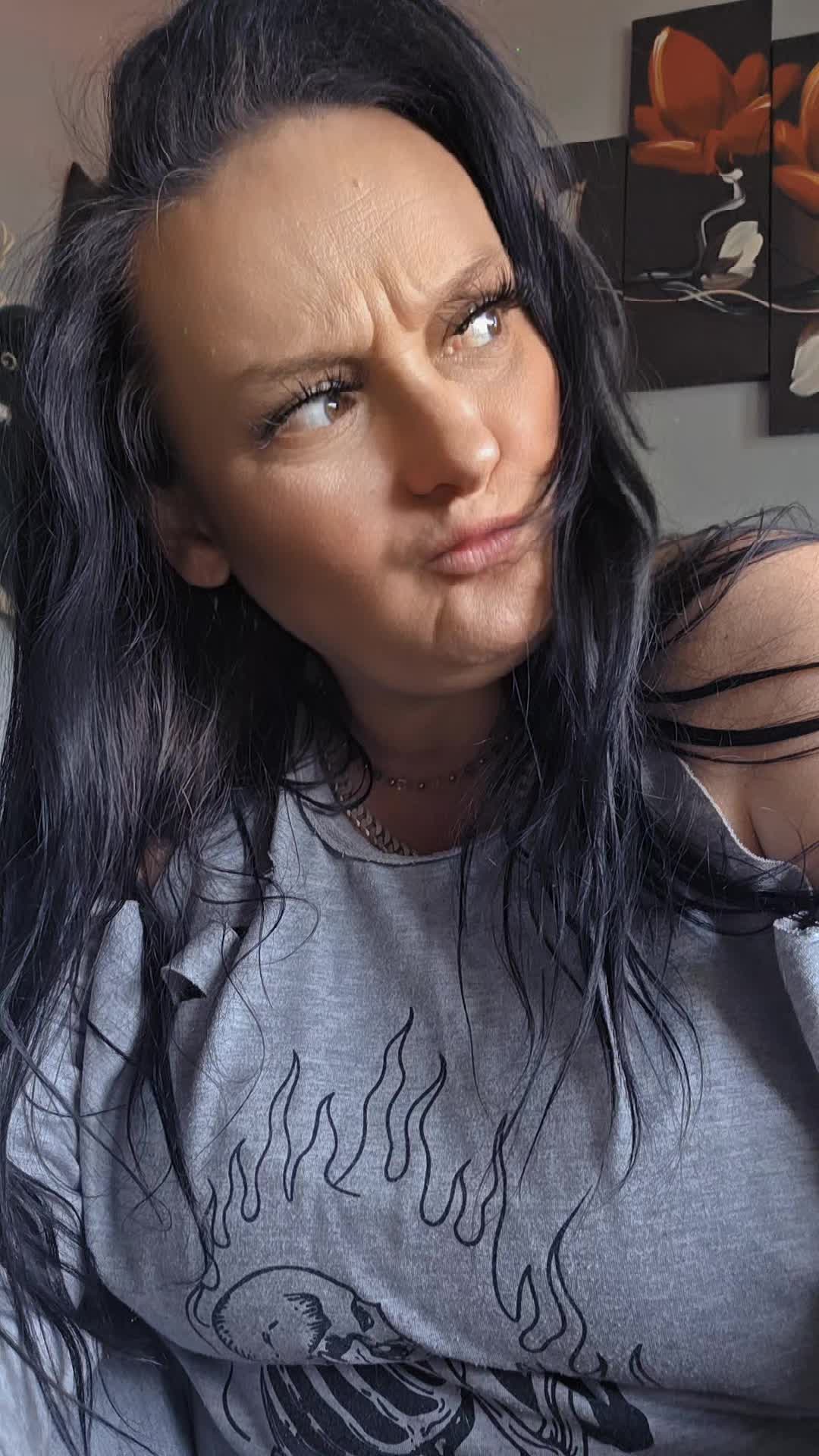 @Amira79