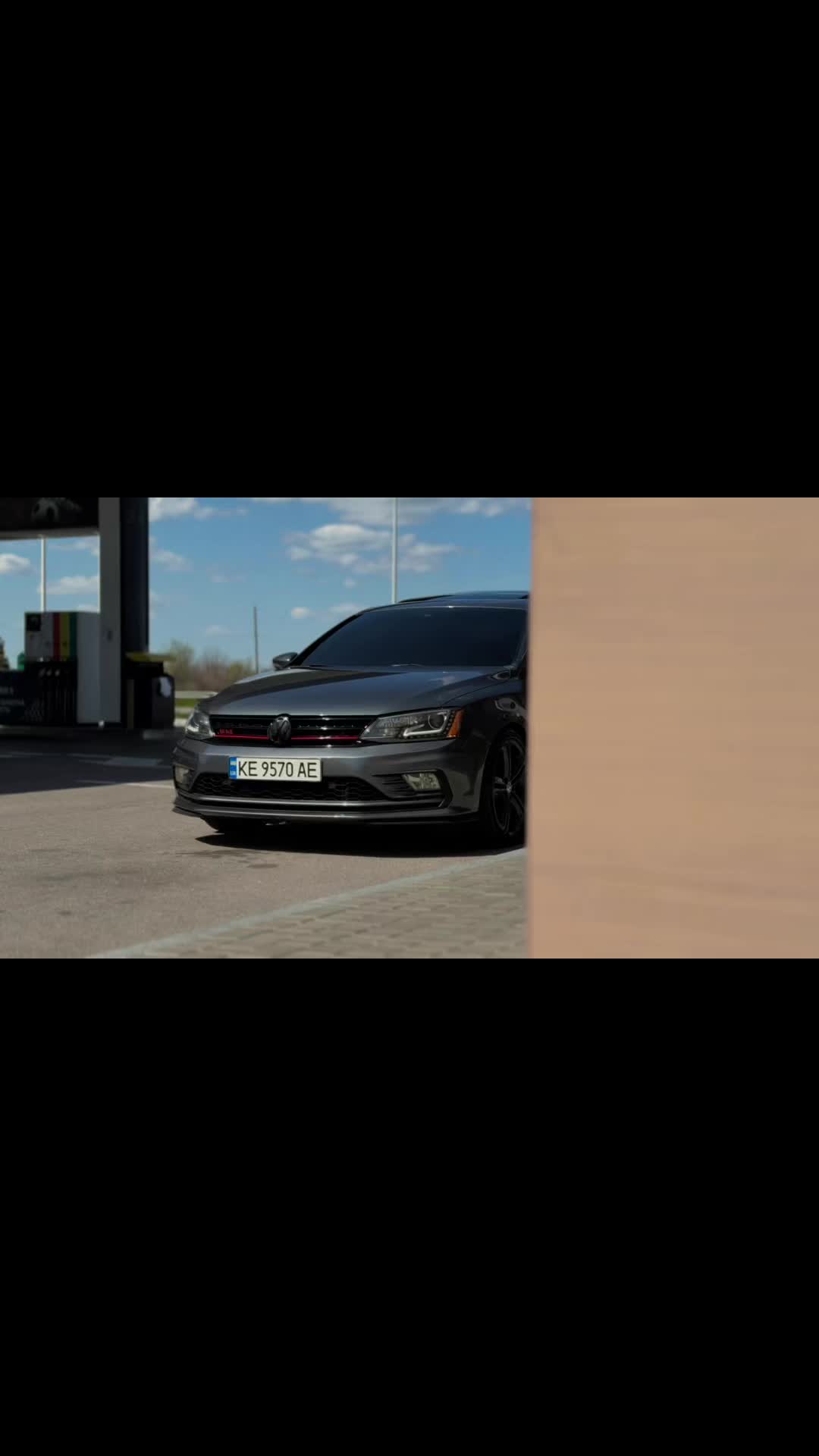 @Caravan_Auto