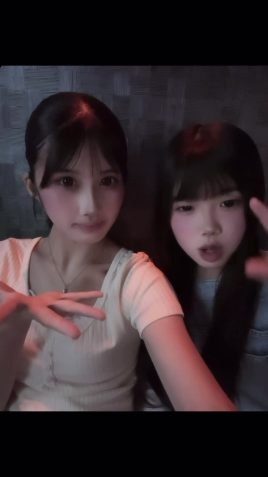 @さな