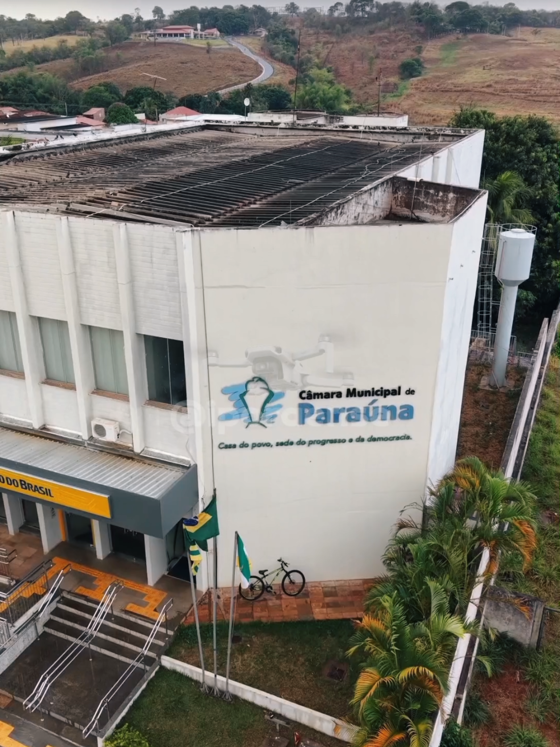 @Iporaense