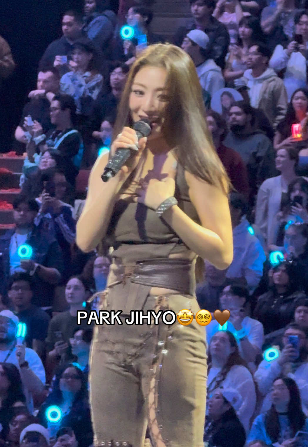 @Aisha✨🧸