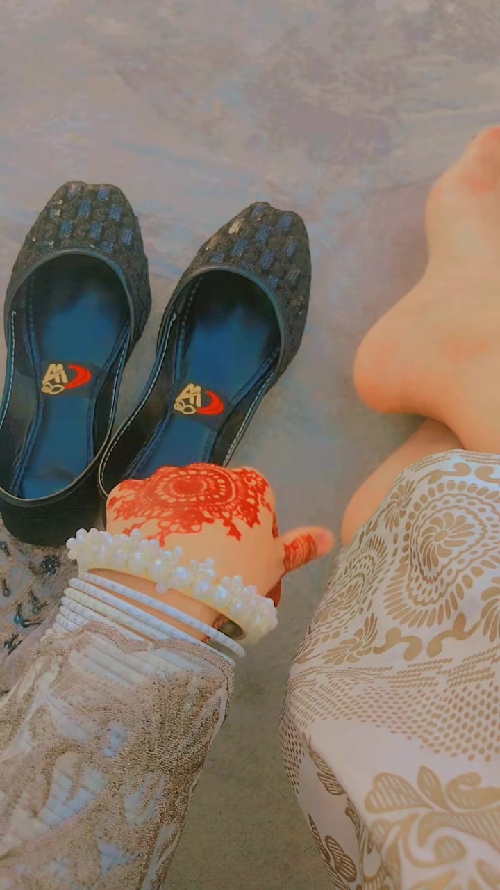 @عریشہ ملک 👑
