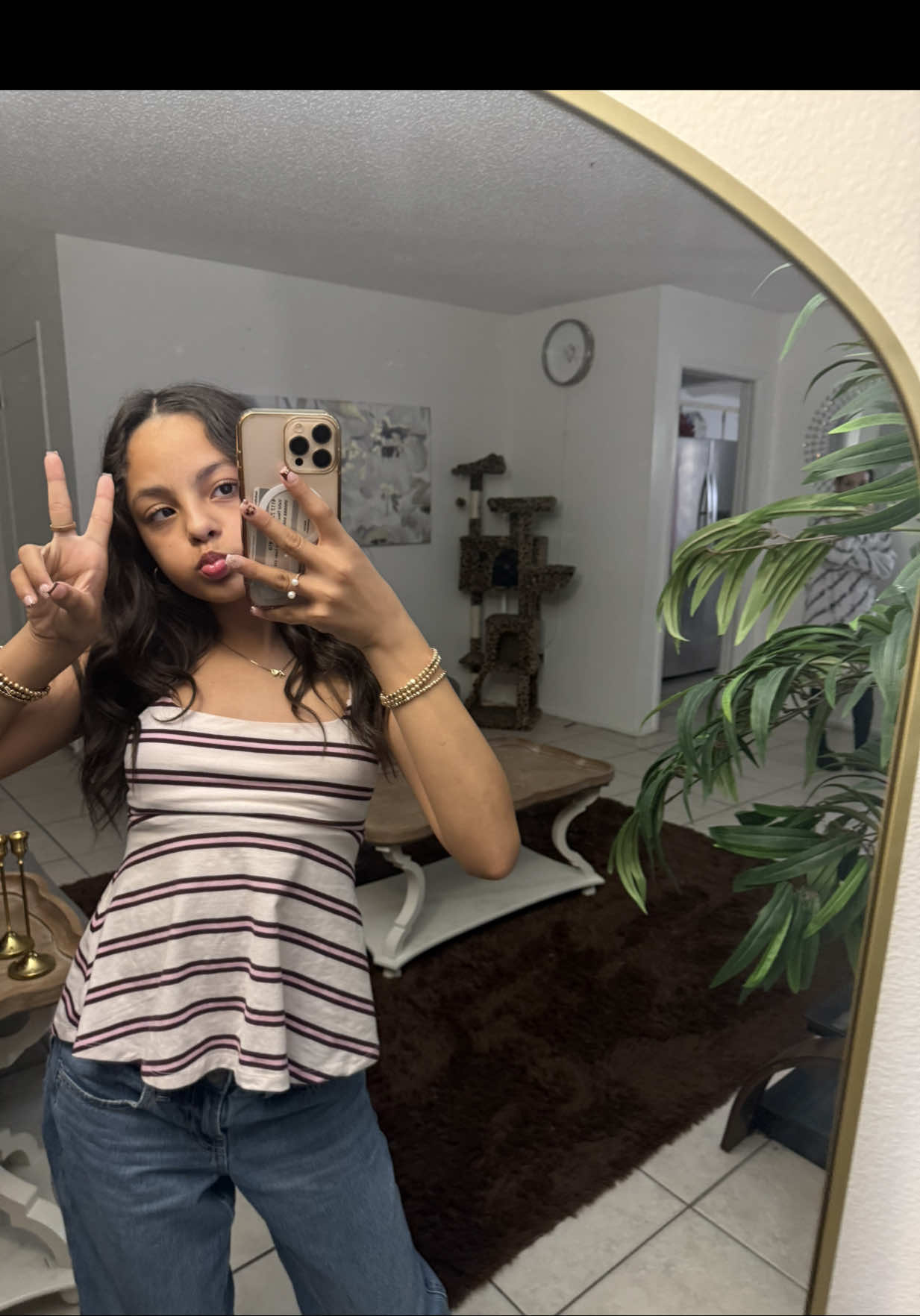 @Viivii_Arii_xo