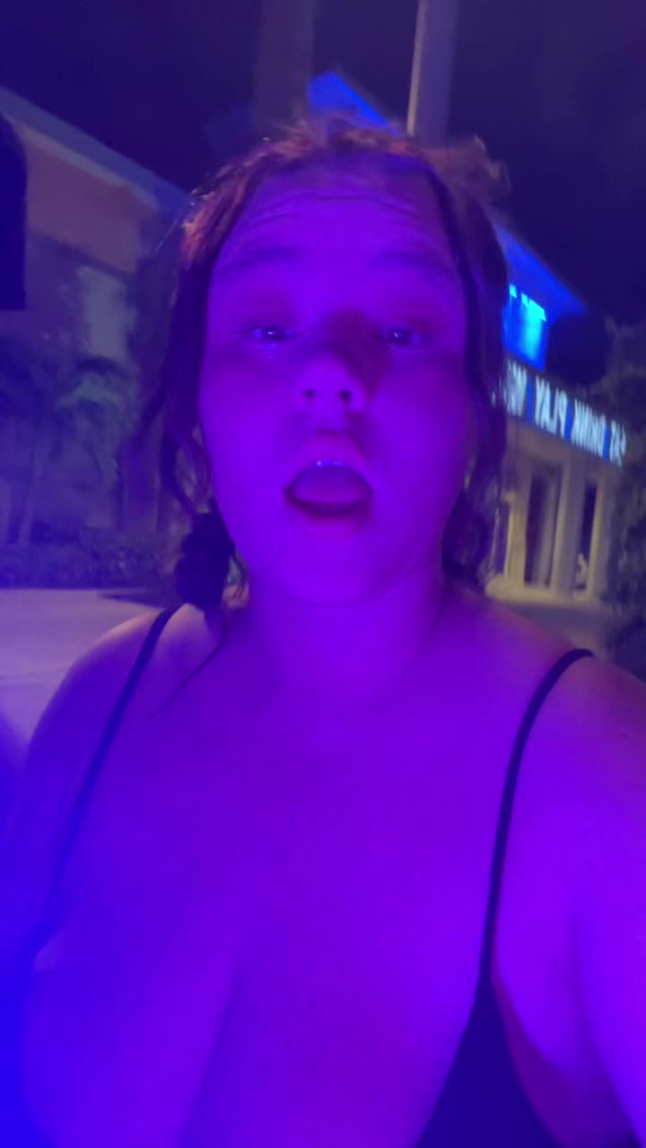 @tiarah🫥