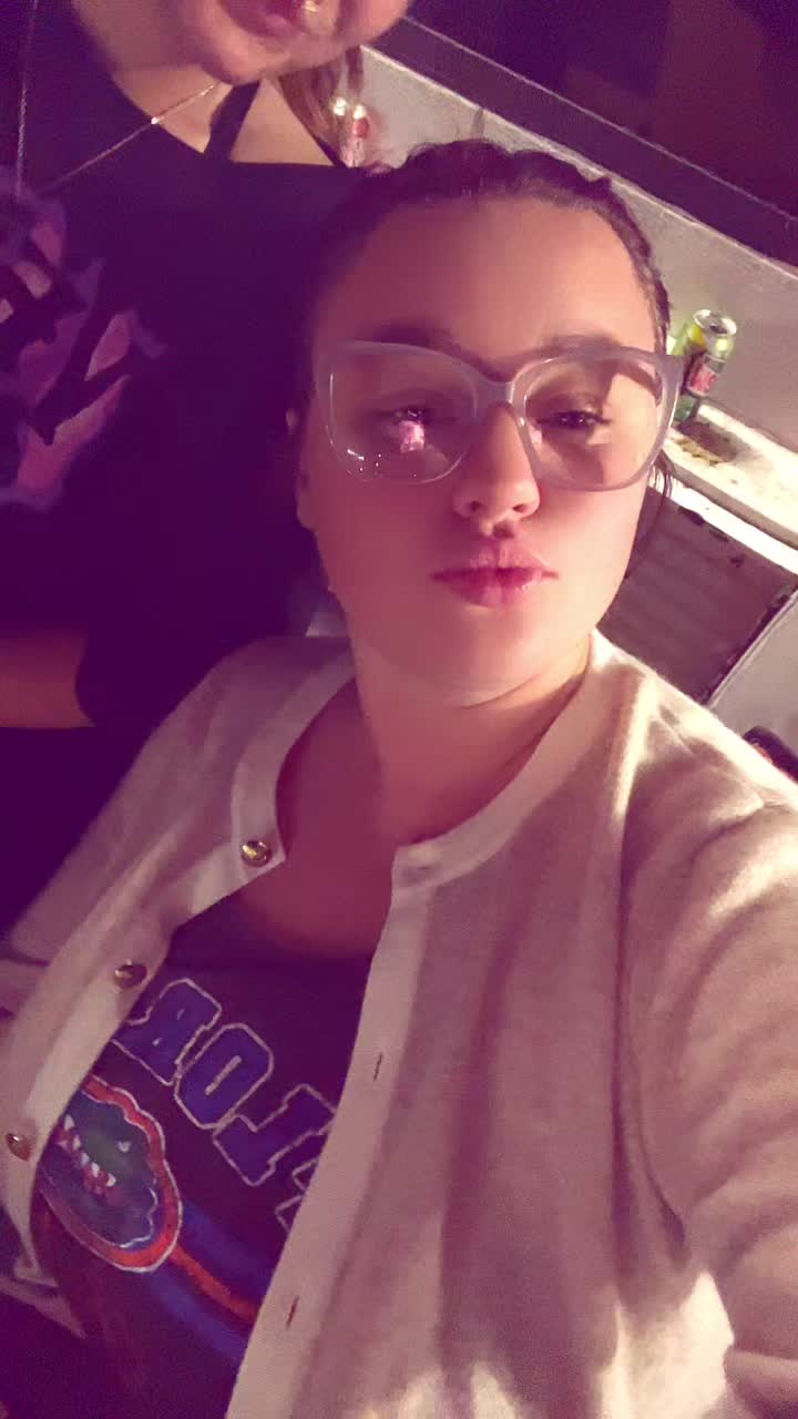 @tiarah🫥