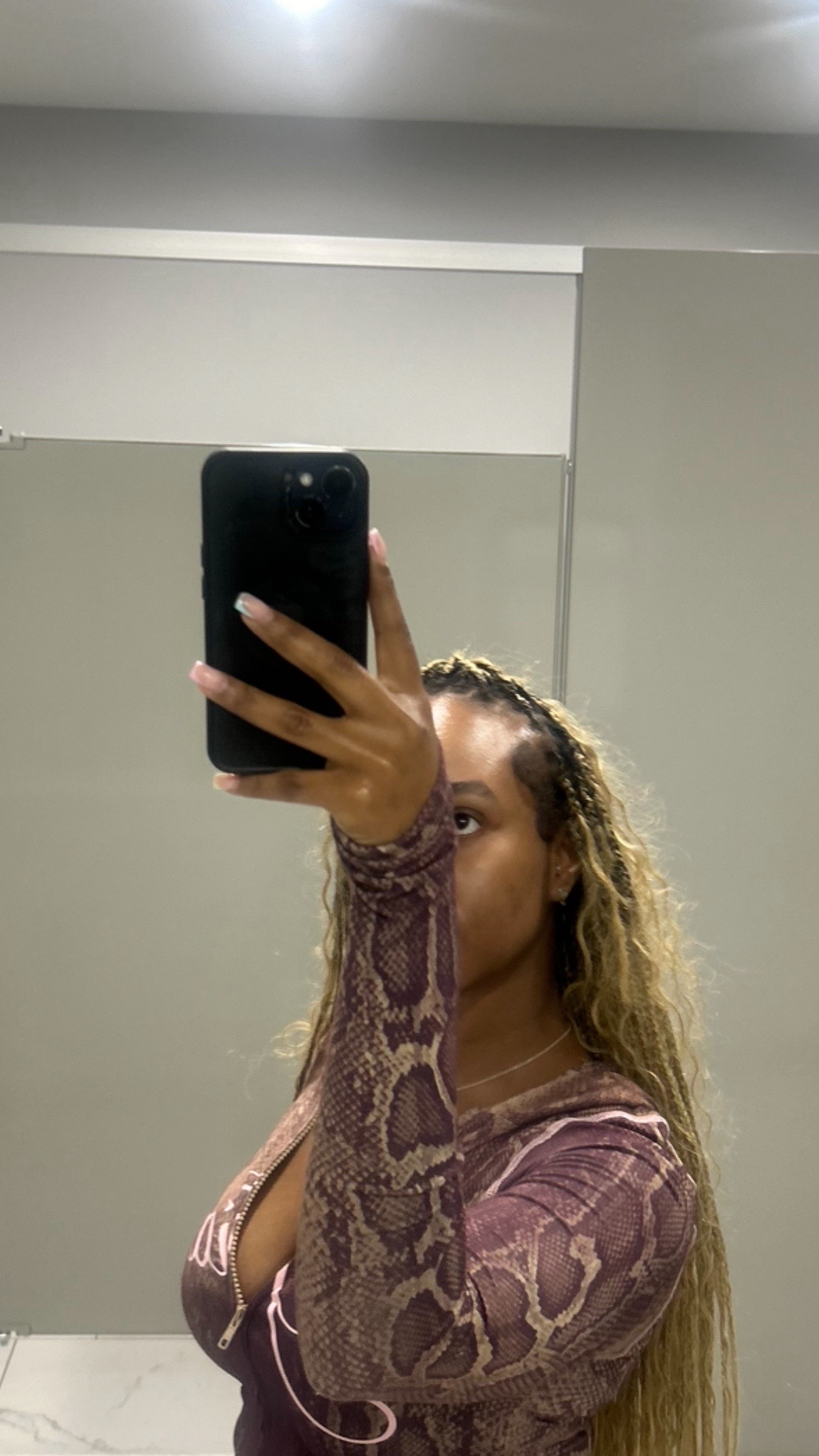 @FL. TLYN
