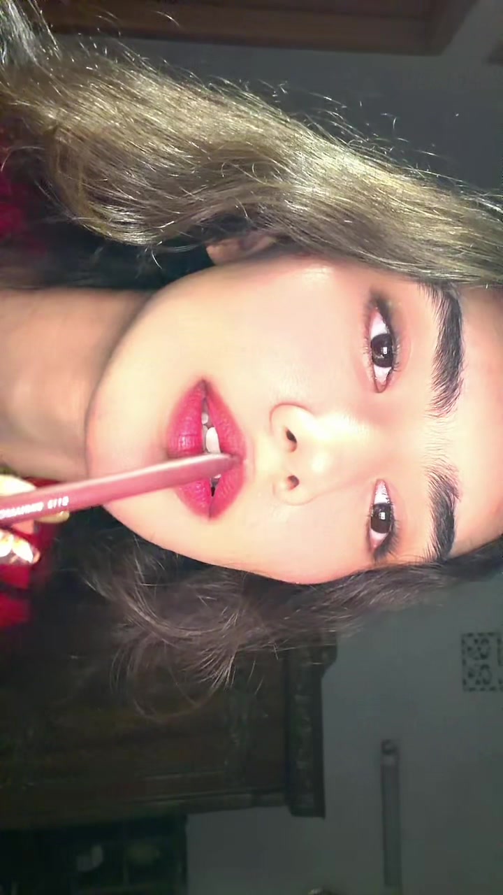 @Muskan🫧
