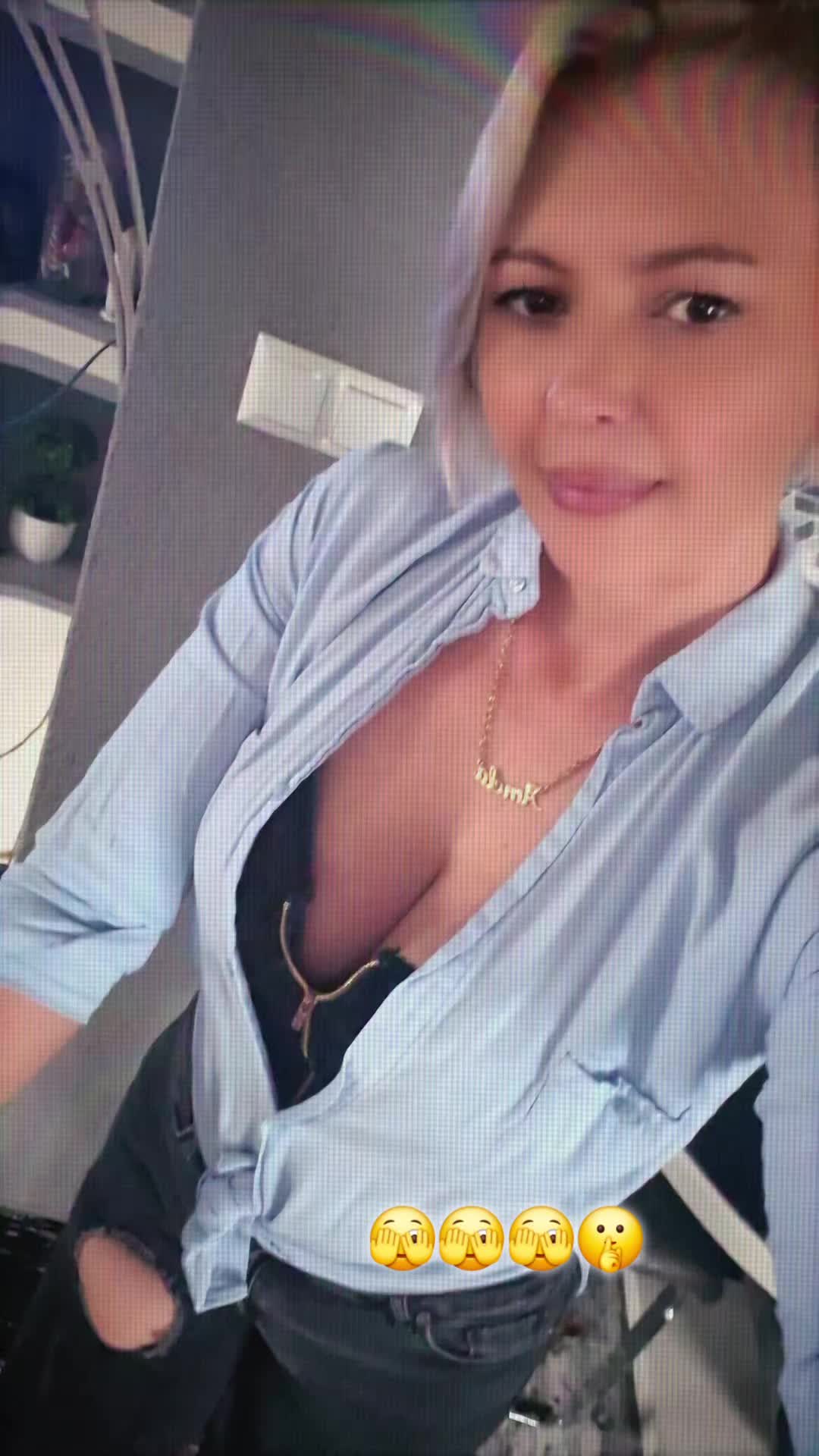 @Mely666👹