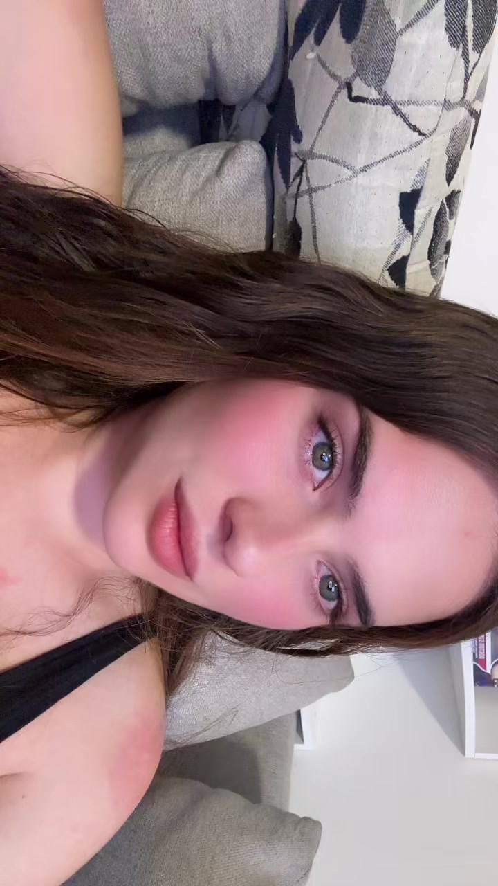 @CORYNA PONCE🍓