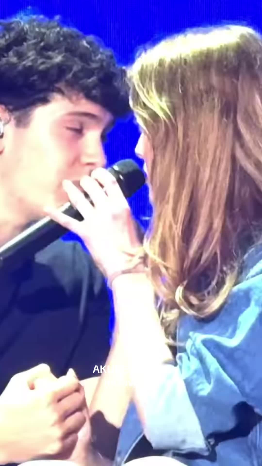 @💋🖕🏽🚬🎸💌🪩🏡🍒