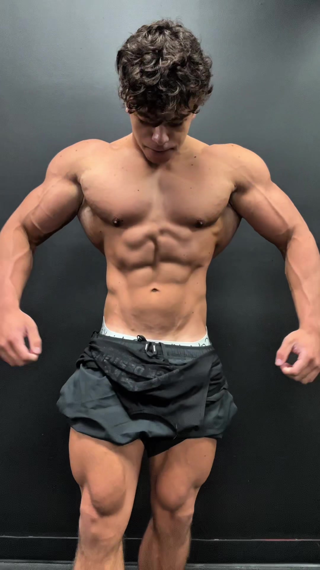 @nikolai