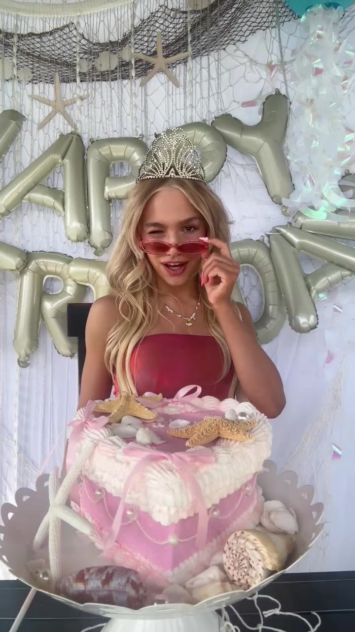 Ruby Tayor Rue #Birthday #happybirthday #makemefamous | ruby_taylor_rue_official ...