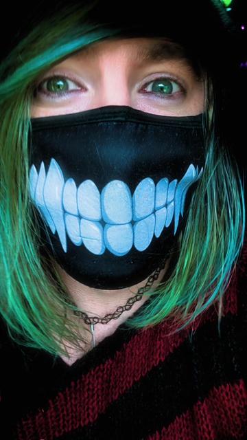 @☆  E҉C҉H҉O҉  ⛧  🇨🇦