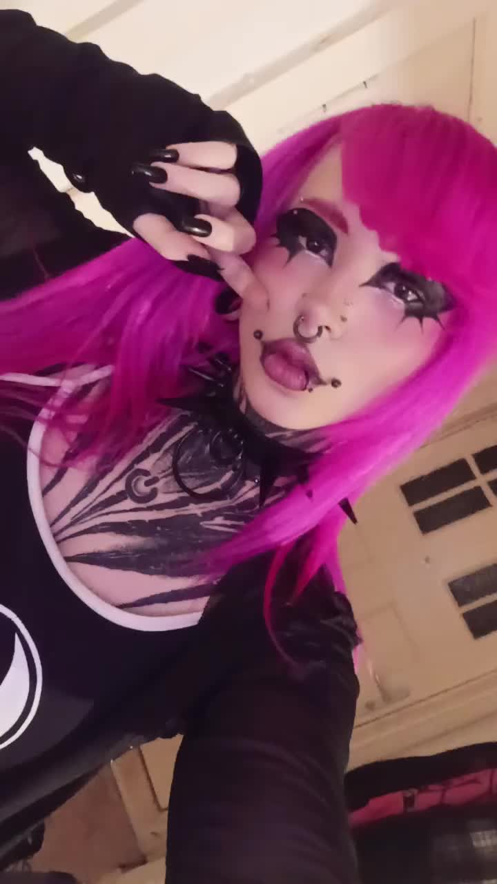 @Princess Pinkie