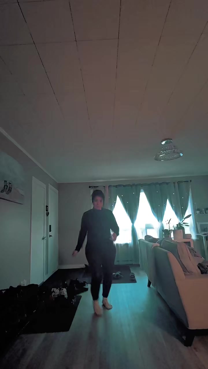 @Noellaquin