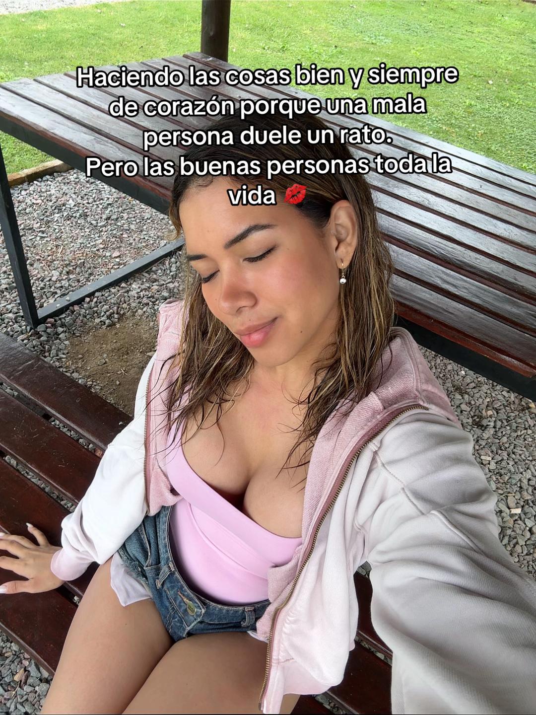 @Doménica Bustamante