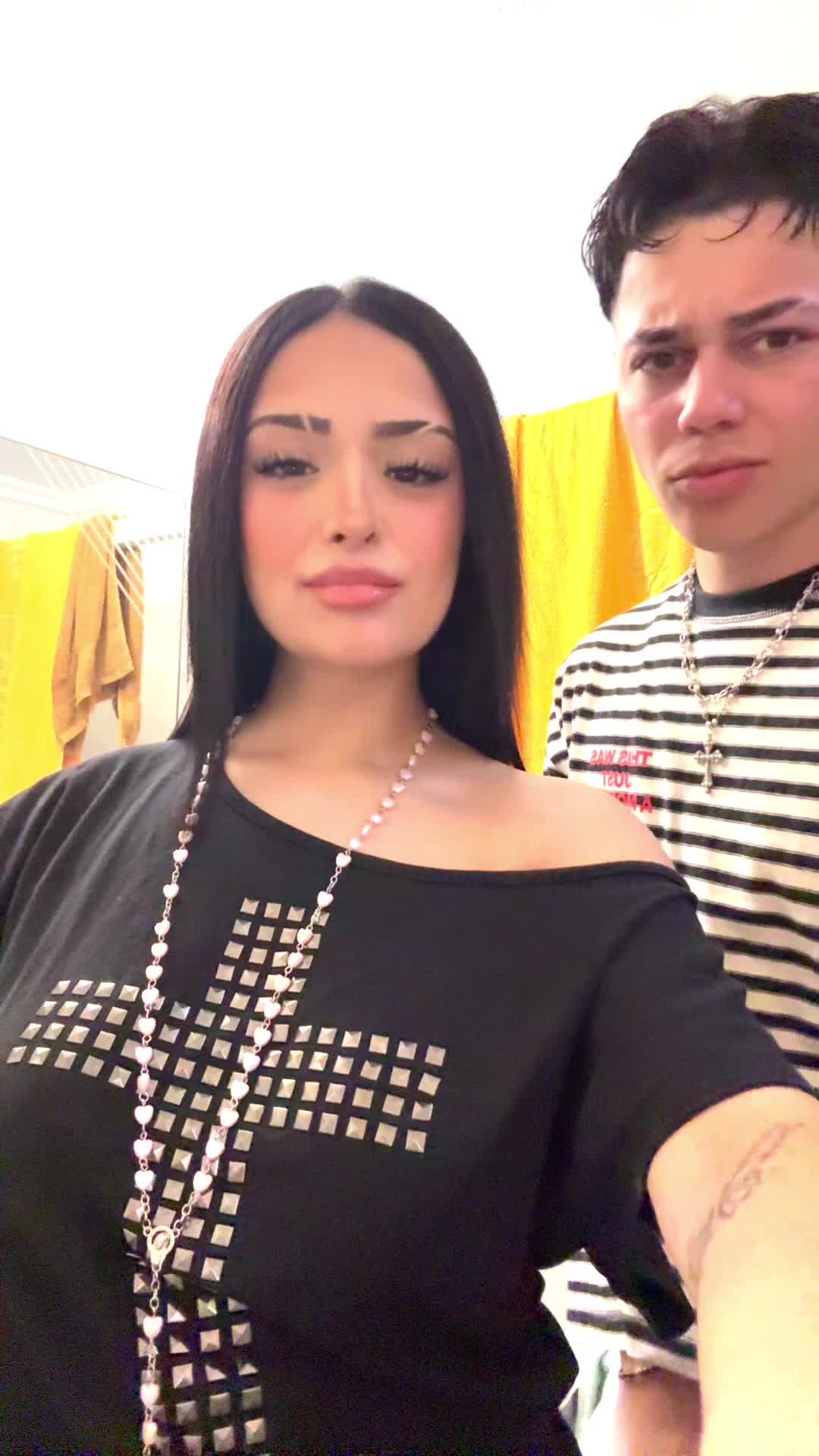 @carlitaa🍒