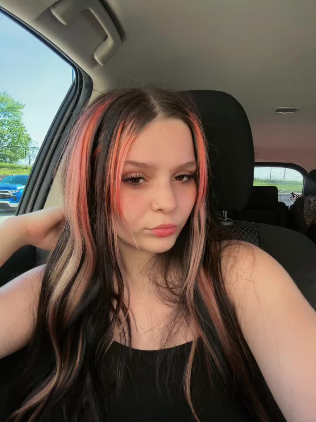 @️nikki😝