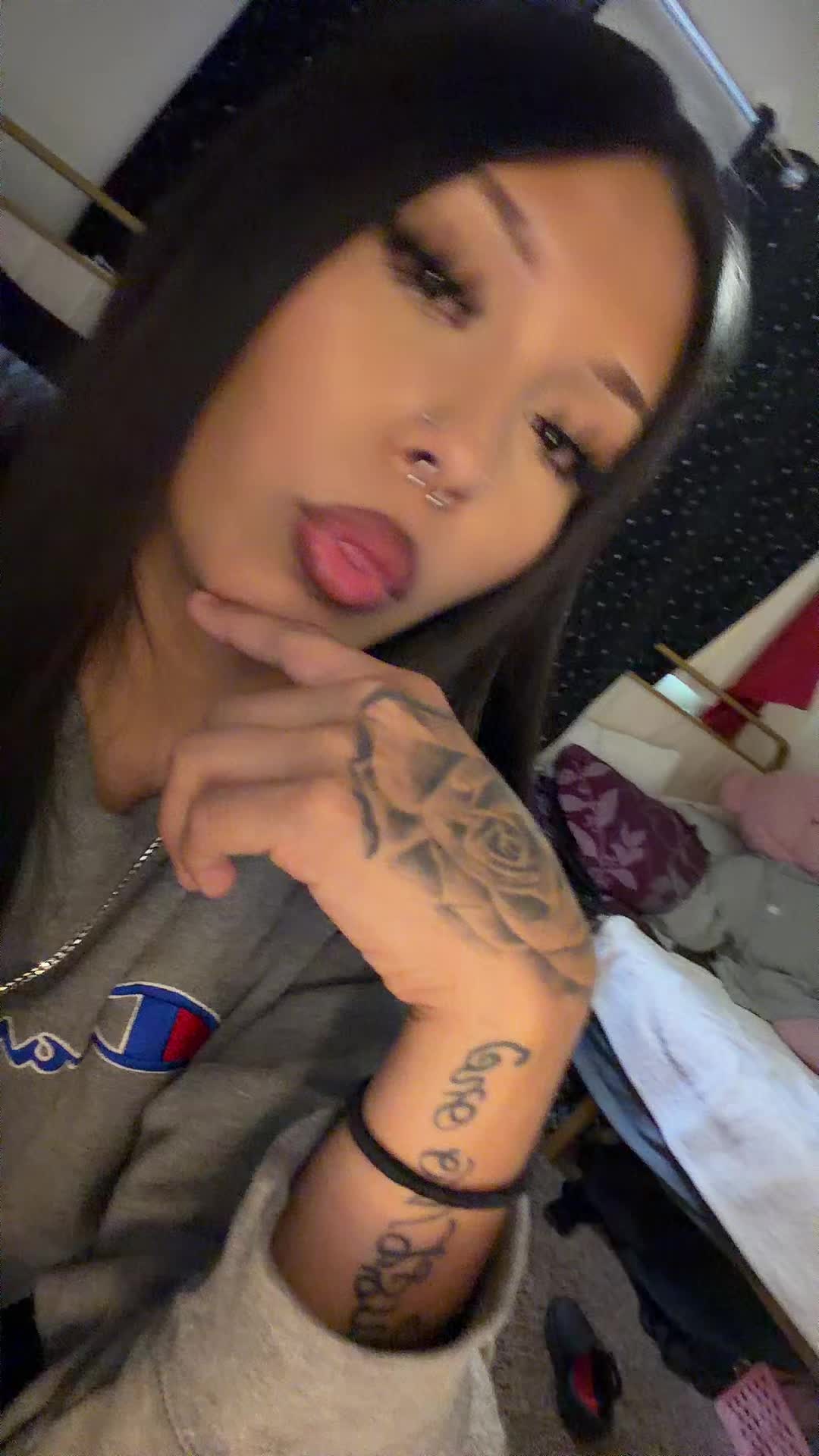 @💸
