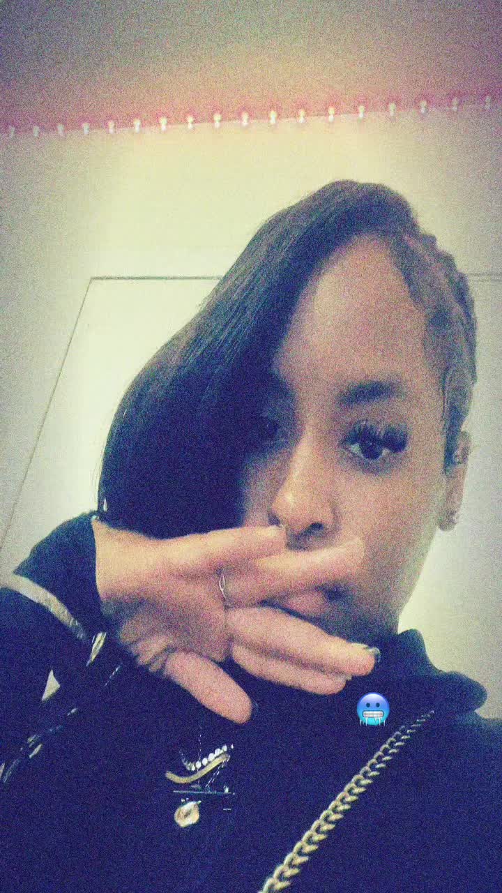 @🫥..