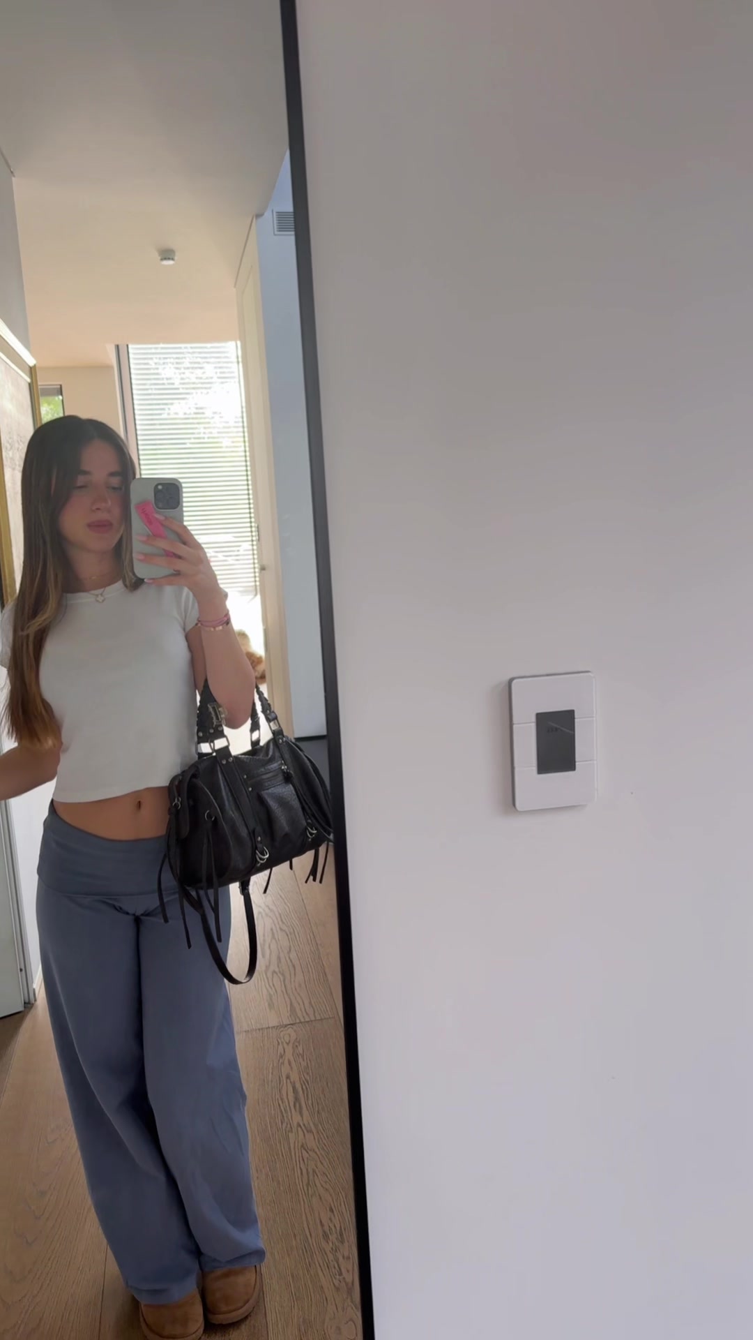 @Ellatirer