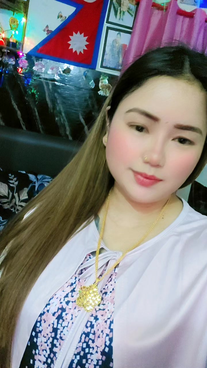 @sapana gurung 🧚&zwj;♀️❤️&zwj;🩹😎😍