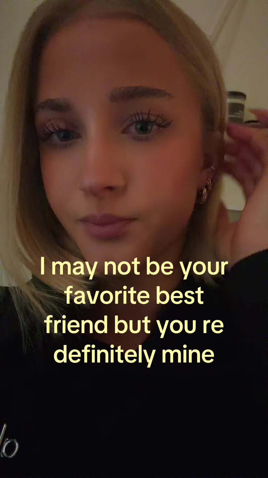 @theelliebarker