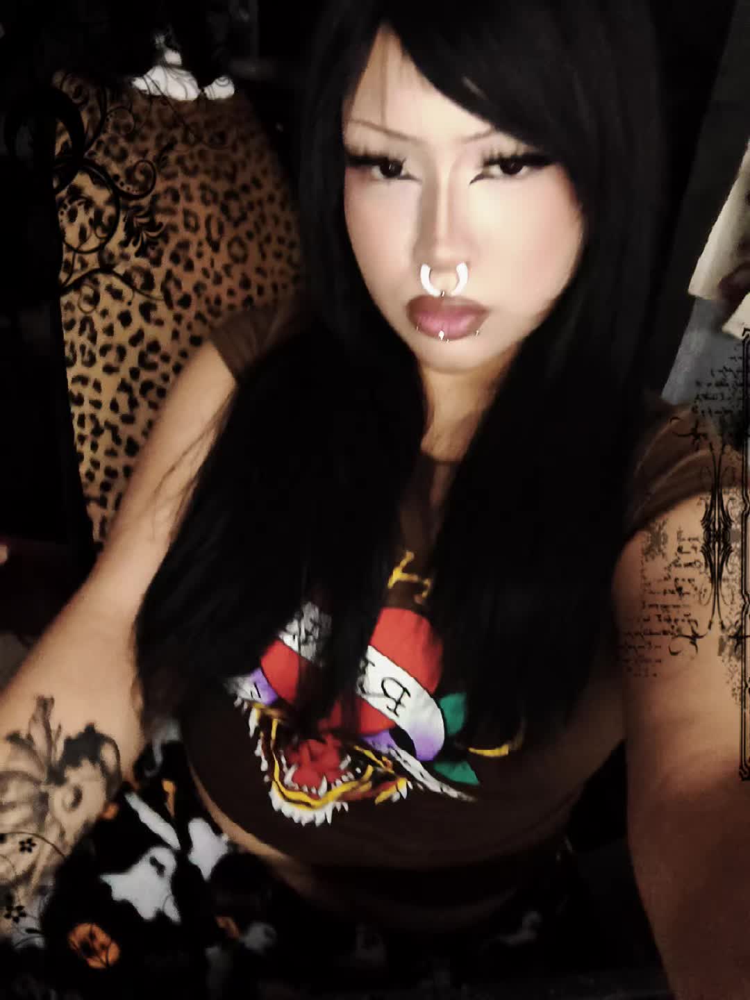 @𝔇𝔢𝔰