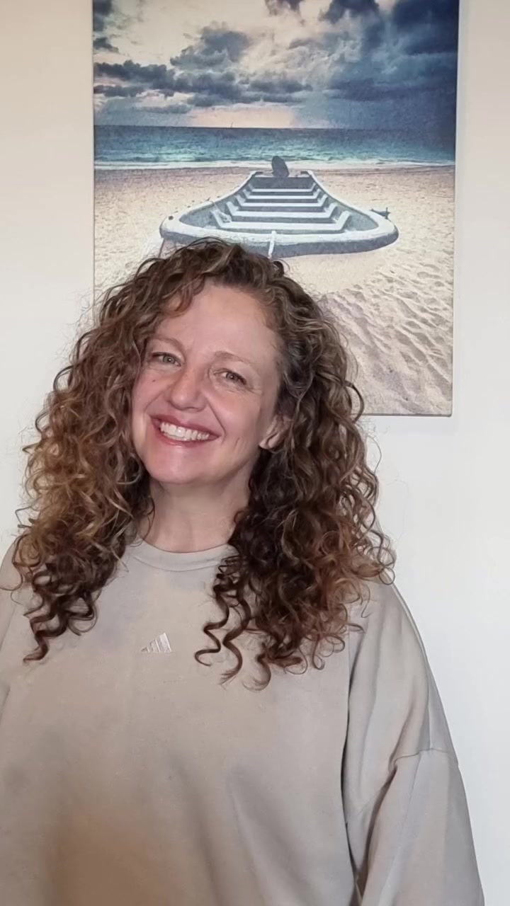 @Leah | Hair & Confidence Coach