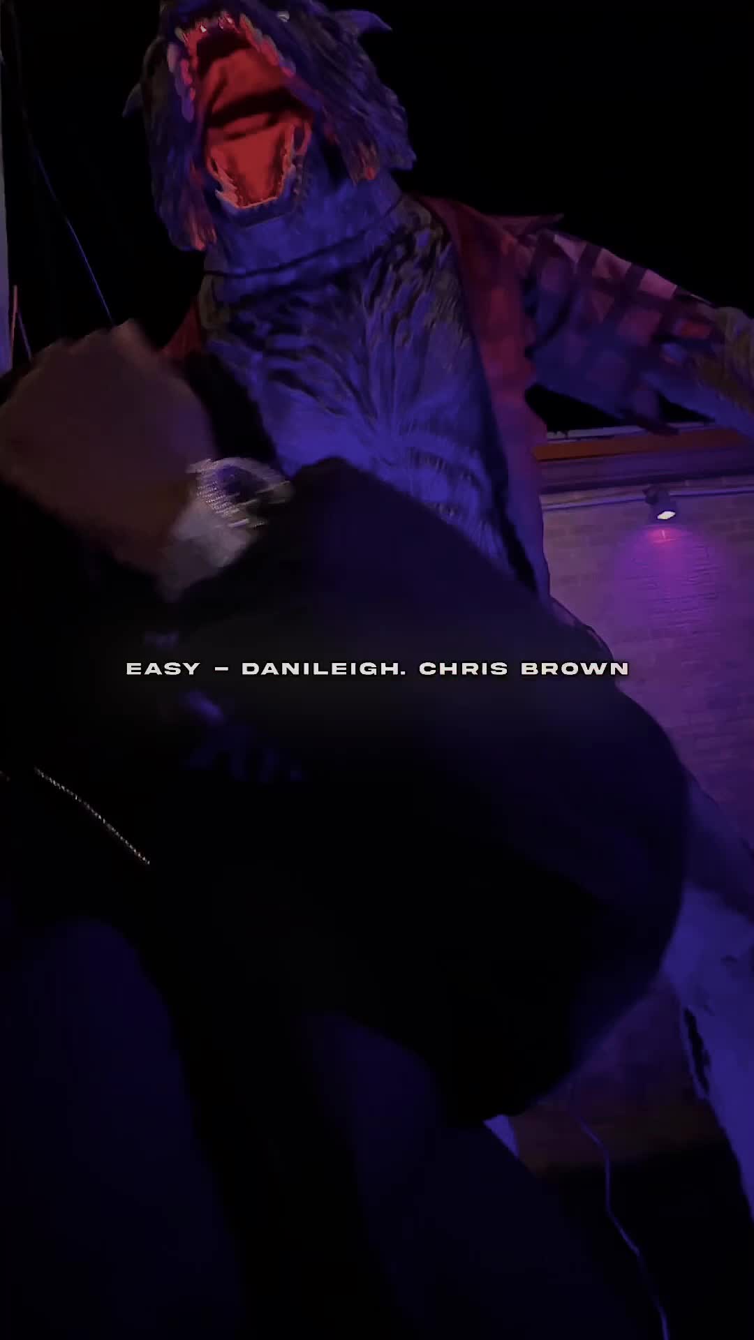@️