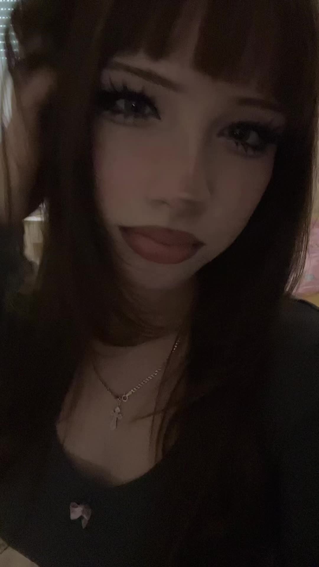 @nicole