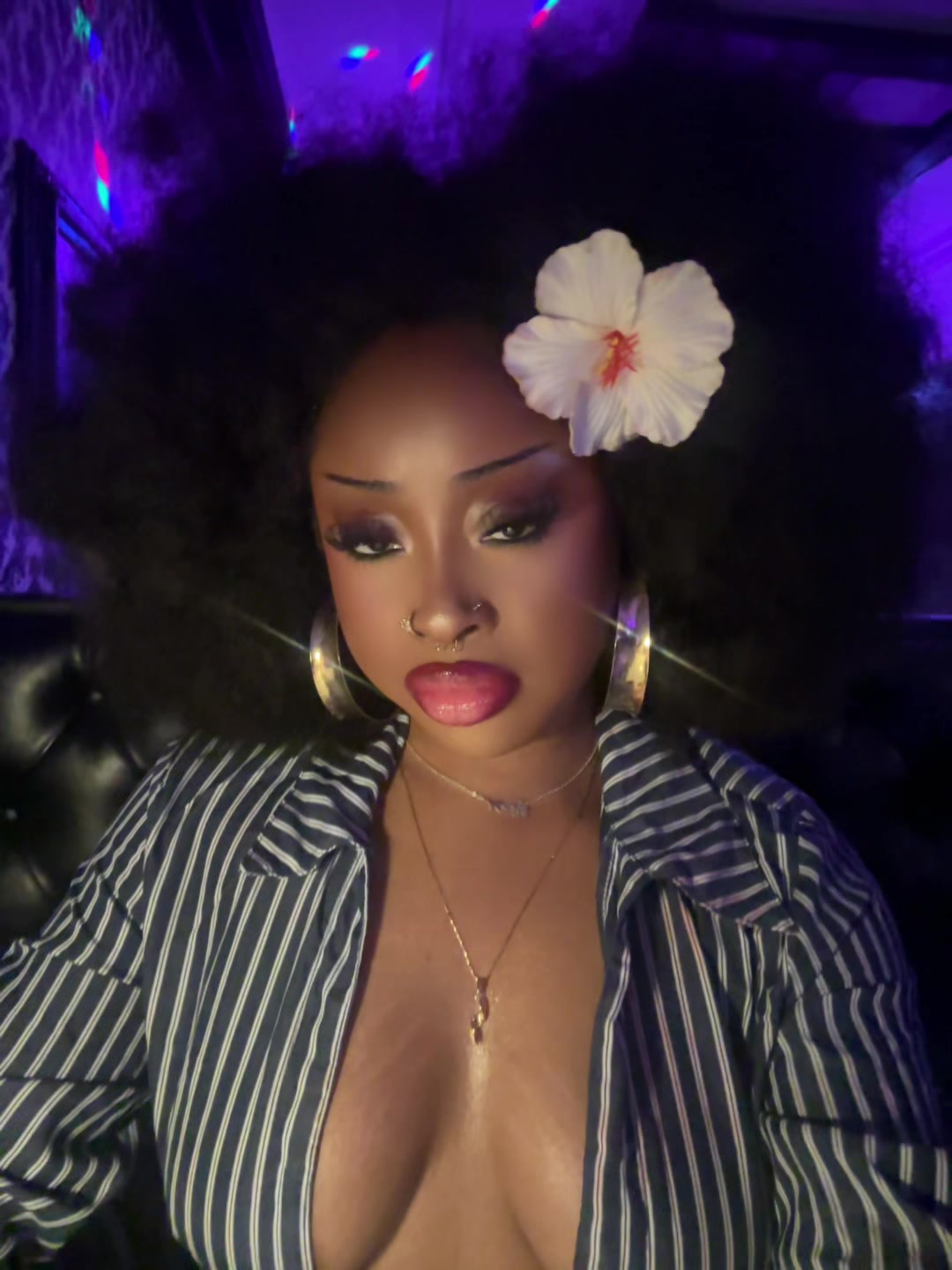 @the_girleexperience