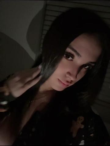 @playgirl_nickyy