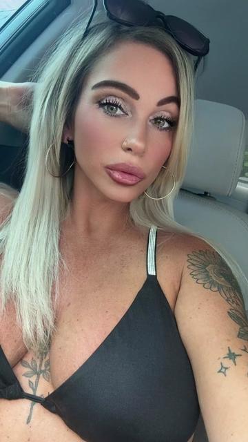 @Savage_blondie38🖤