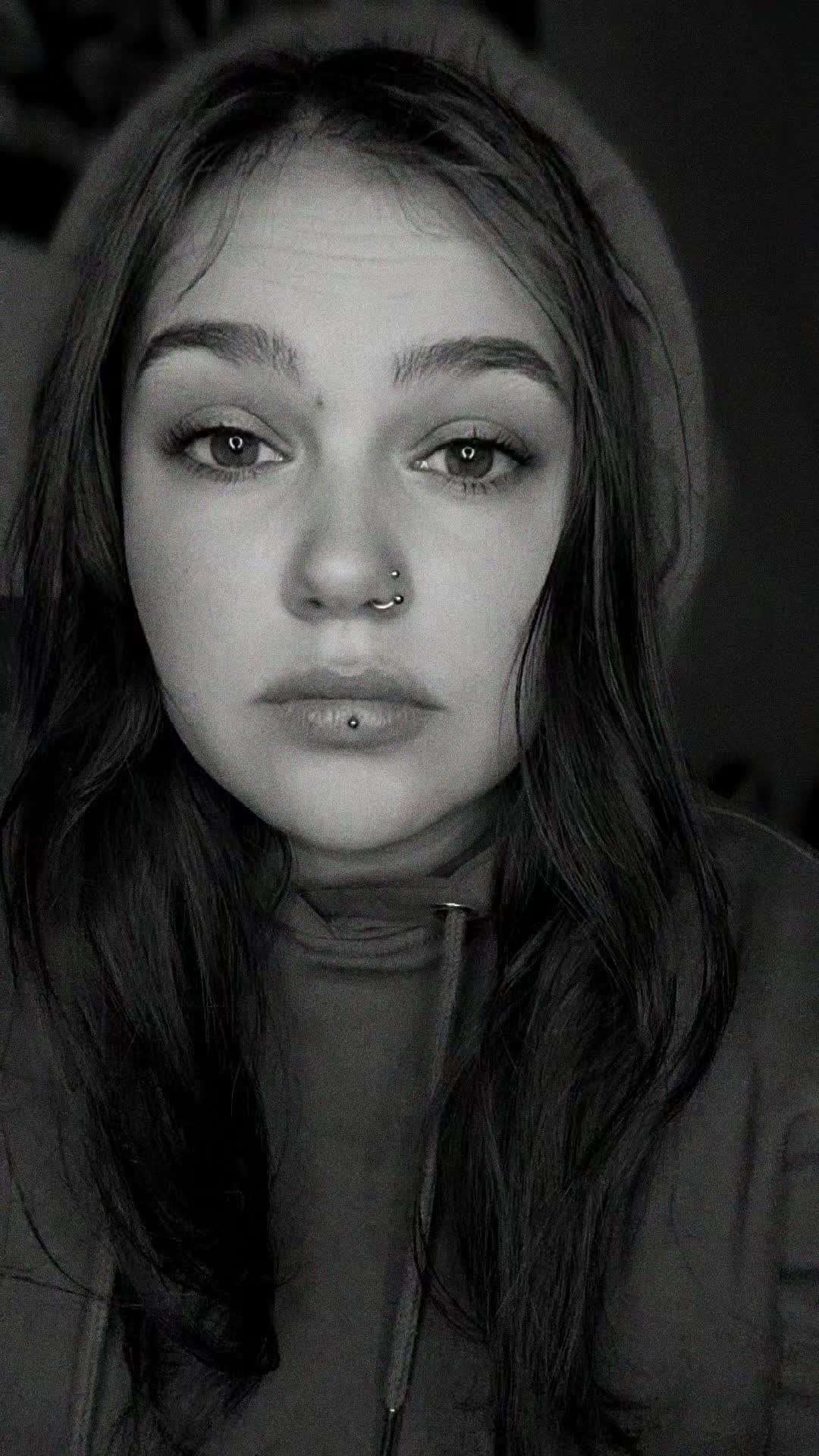 @🦁~𝕬𝖓𝖌𝖊𝖑𝖎𝖓𝖆~🦁