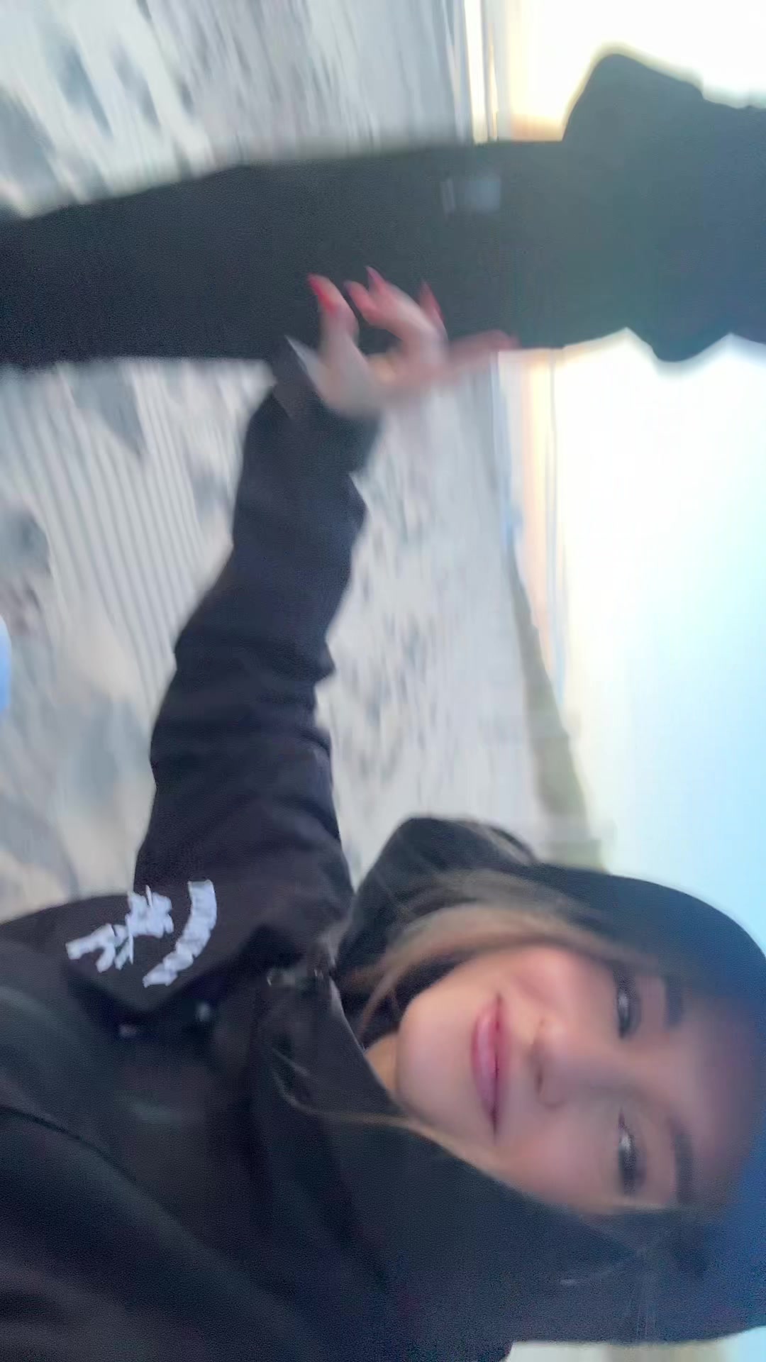 @Niki🧌