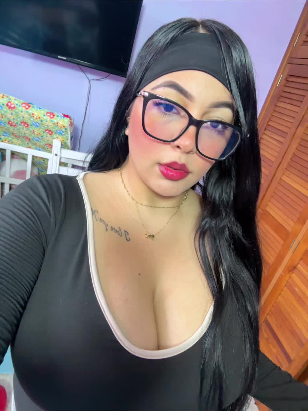 @𝕃𝕠𝕣𝕖𝕟𝟙𝕥𝕒💜