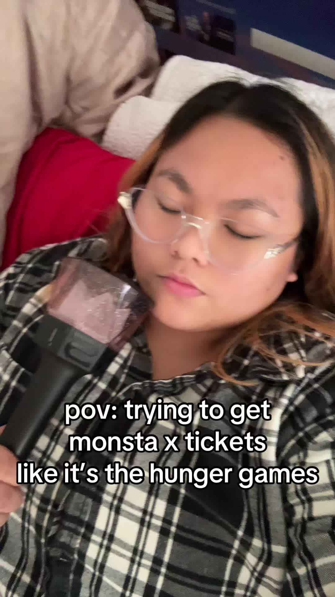 @nia
